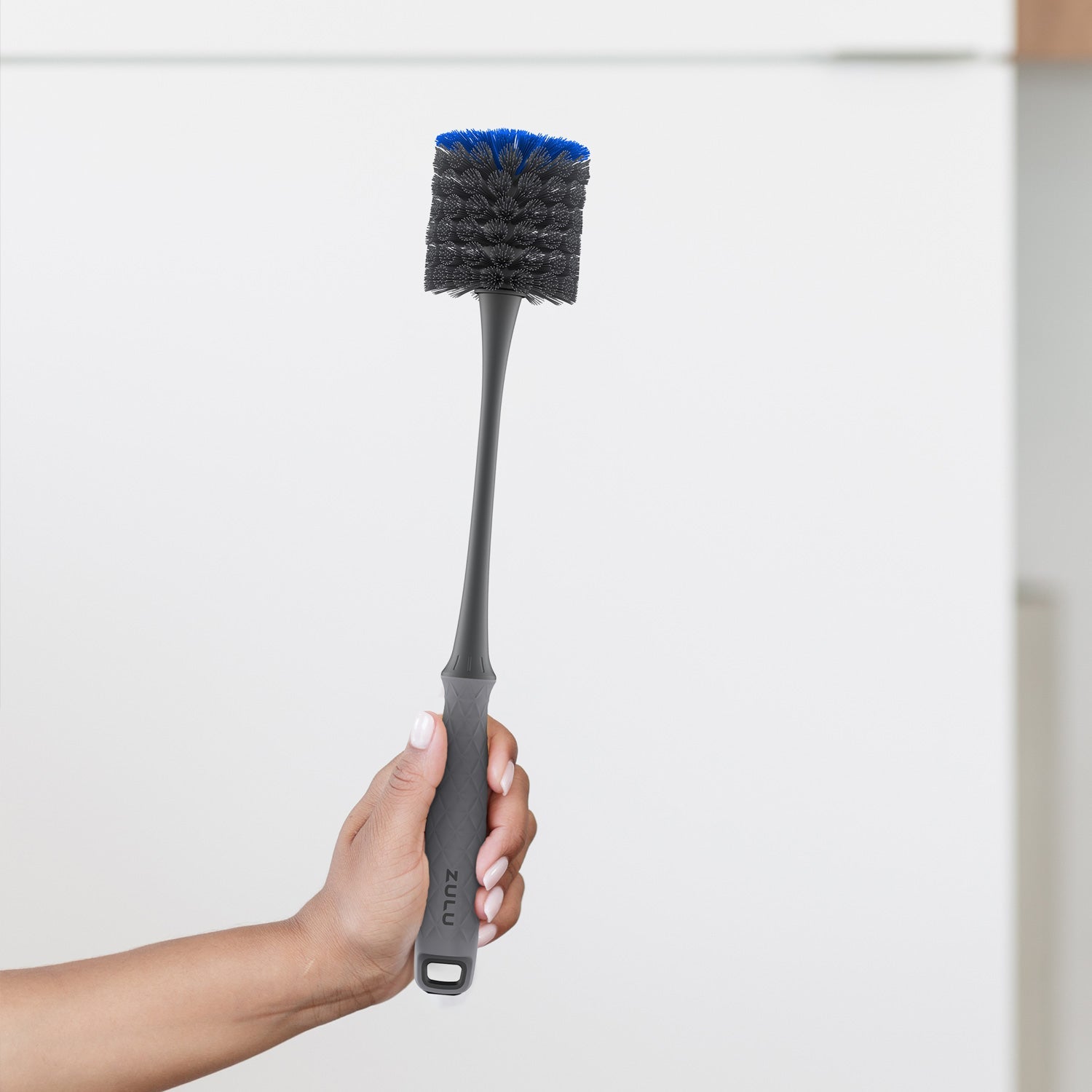 bottle-and-straw-cleaning-brush-set-x5 Zulu_Bottle_Brush_Holding.jpg