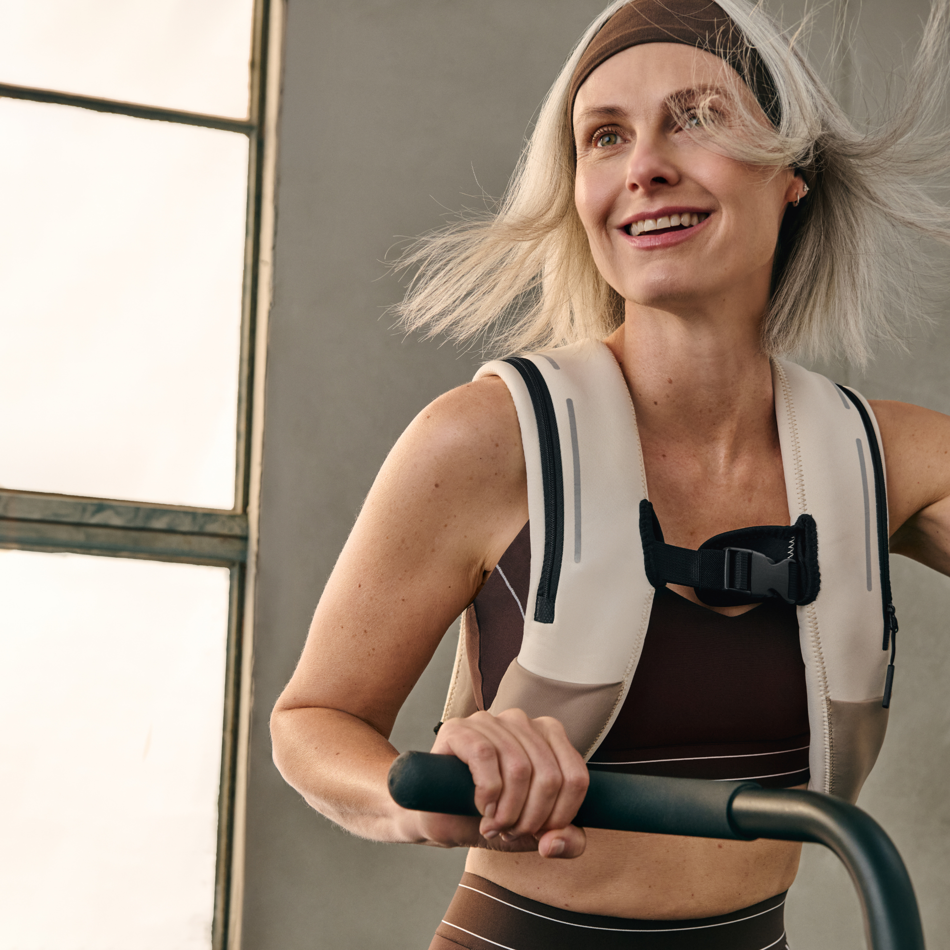 limestone-q4 weighted_vest_3.png